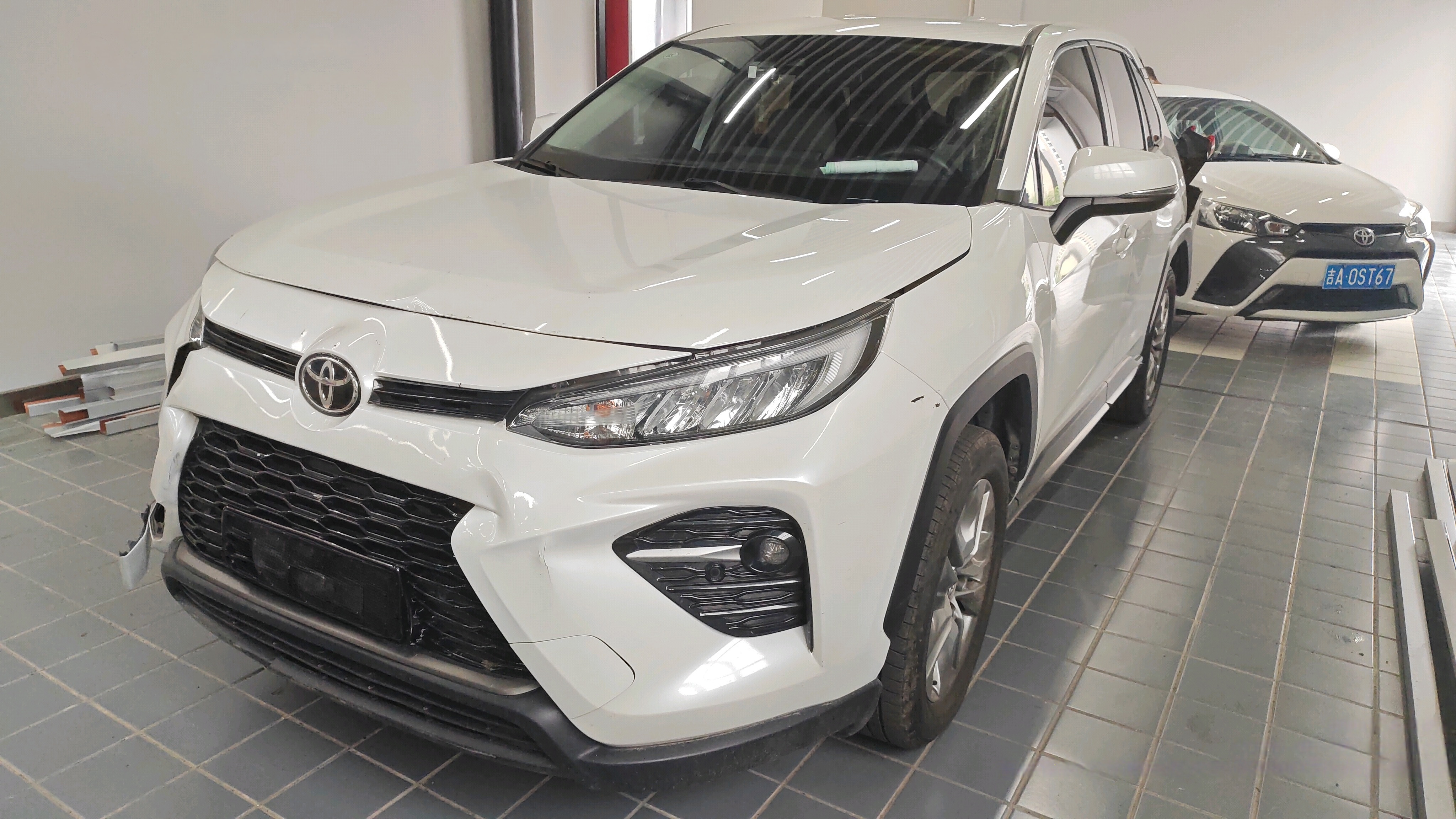 24�� ���������� 2.0L ����